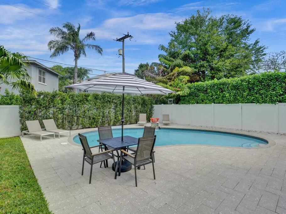 Contemporary 2br With Pool & Bbq Access Holiday home